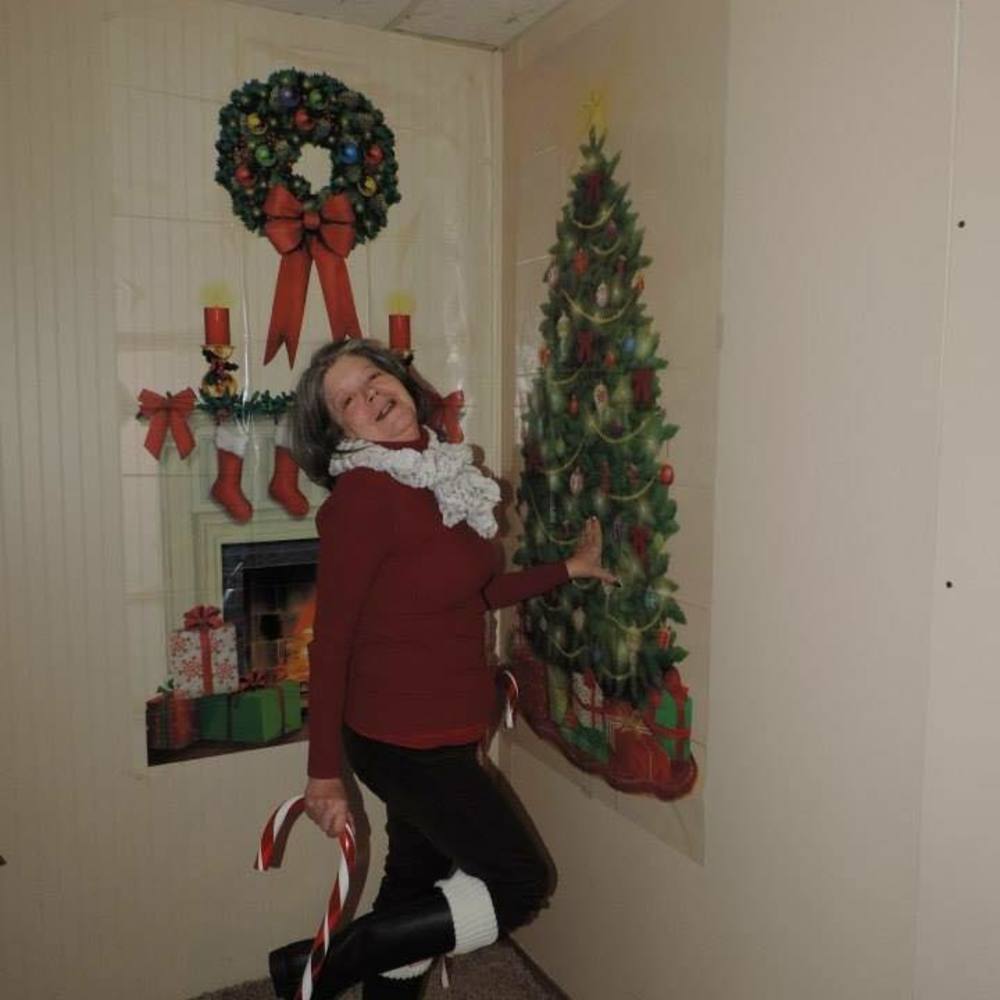 Meet your Posher, Debbie